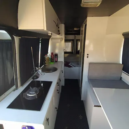 Caravan *